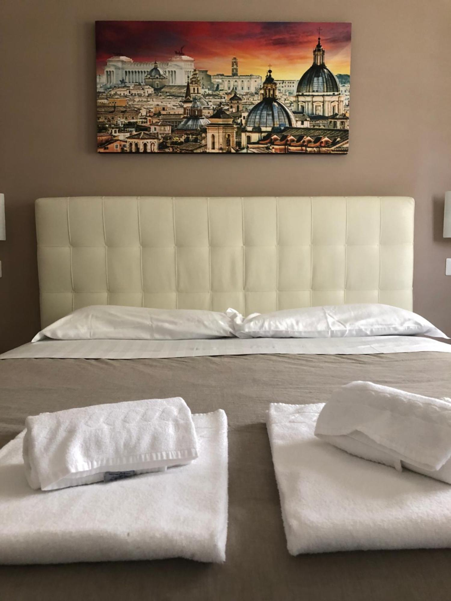 Vmh Vatican Modern House Apartment