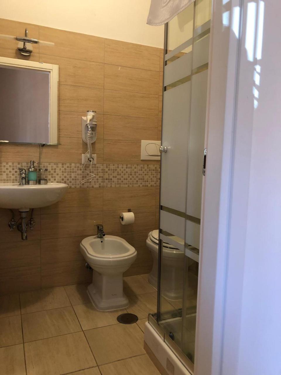 Vmh Vatican Modern House Apartment